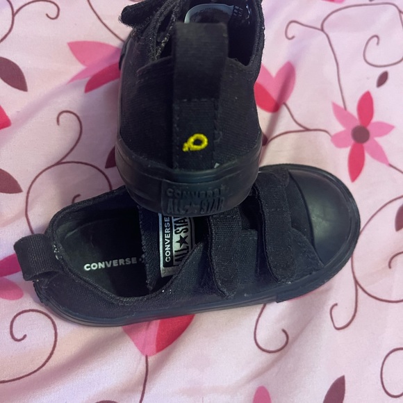 Chuck Taylor Converse All Stars Velcro All Black - Picture 2 of 6